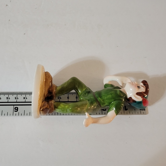 Disney Peter Pan and Tinker Bell Figurines - Picture 6 of 11